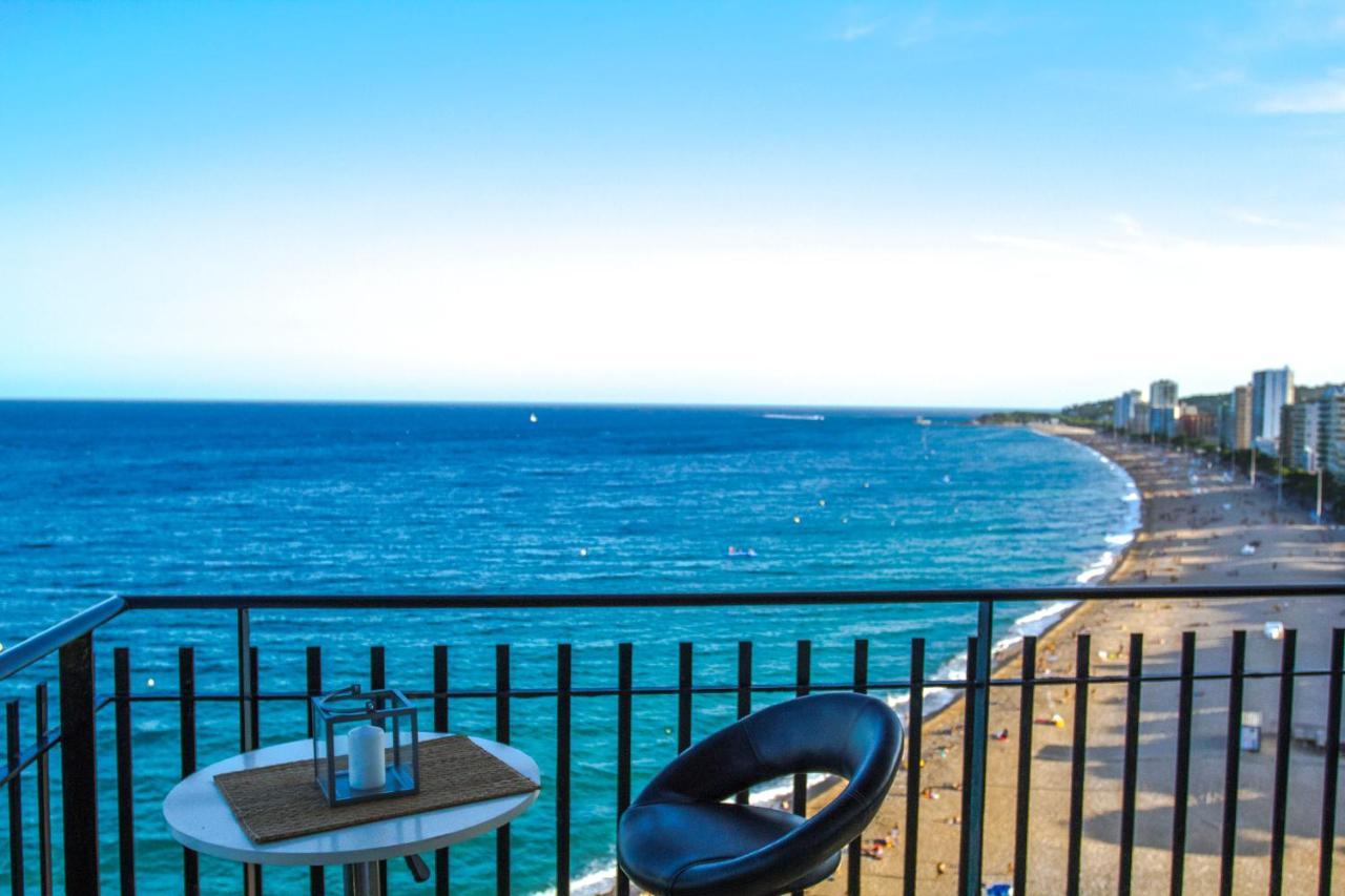 Spacious Seafront Apartment Platja d'Aro Exterior photo